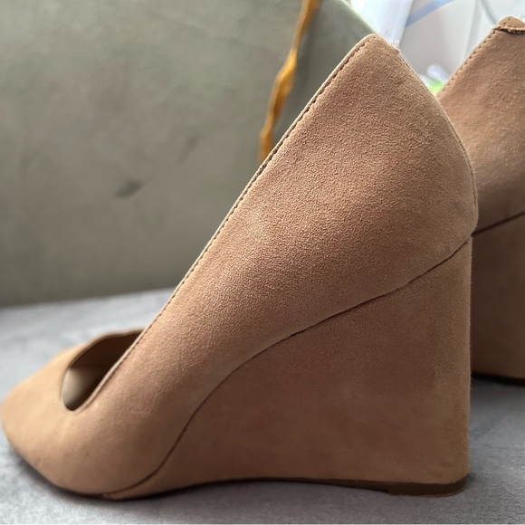 Steve Madden wedge peek toe heel - Picture 2 of 2